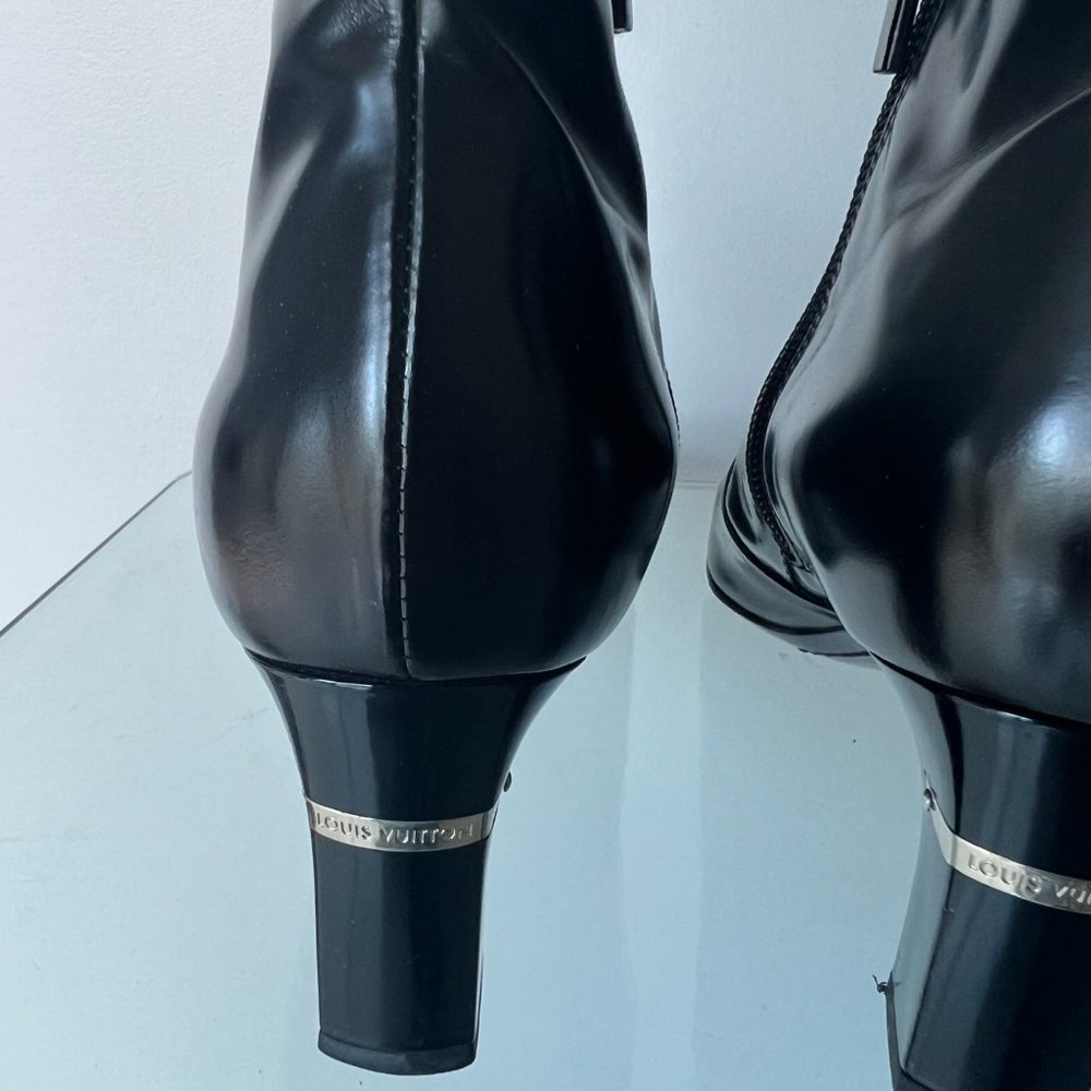 Louis Vuitton Black Short Boots Authentic - Picture 7 of 10